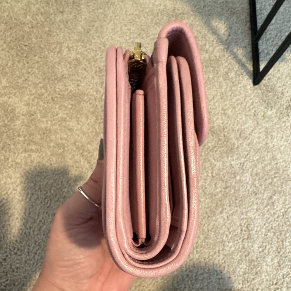 Miu Miu Pink Matelasse Leather Wallet with original tag and authenticity card - Picture 11 of 13